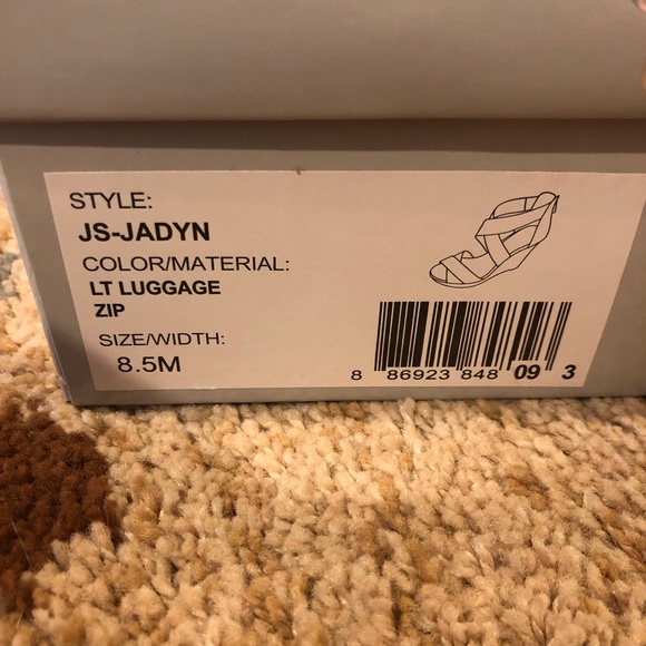 Jessica Simpson Jadyn Platform Sandals - Sz. 8.5 - Picture 3 of 4